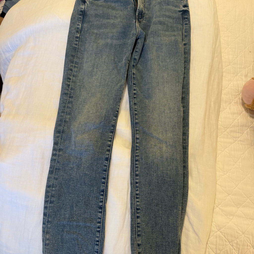 Womenâs Mother Jeans - The Rascal Ankle Fray In Bonfire Lightning